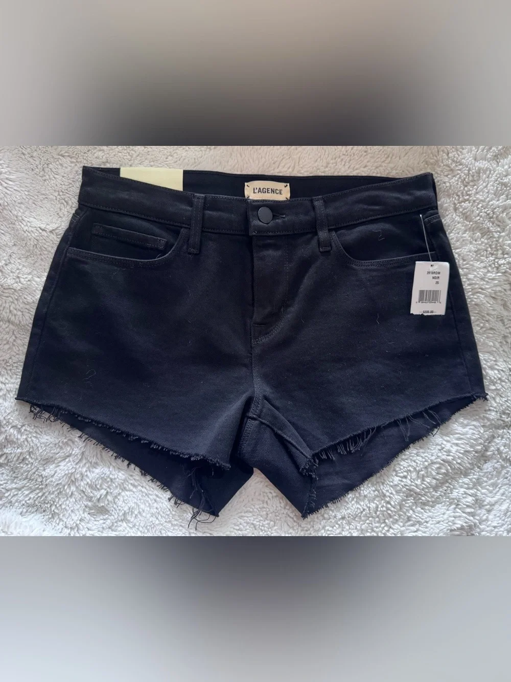 L’agance AUDREY Mid Rise Short in nior